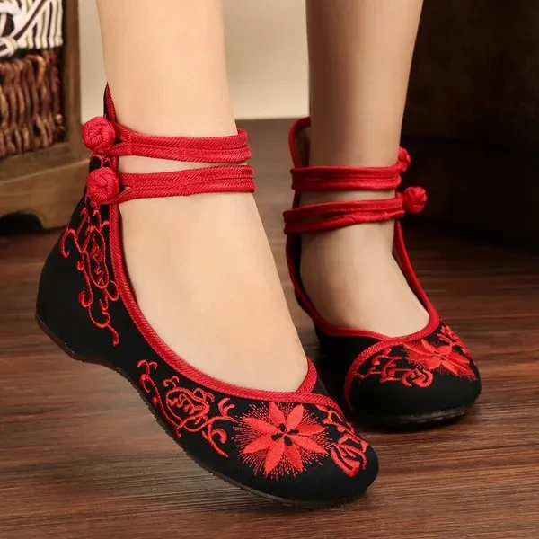 Women Embroidered Flat Shoes Mary Janes Buckle Shoes Cloth Shoes Fashion Casual Flats Chinese Culture Shoe